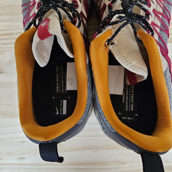 Nike Air Vapormax Run Utility Men's Sz 10.5 Desert Ore Reflect Silver AQ… - Picture 13 of 16